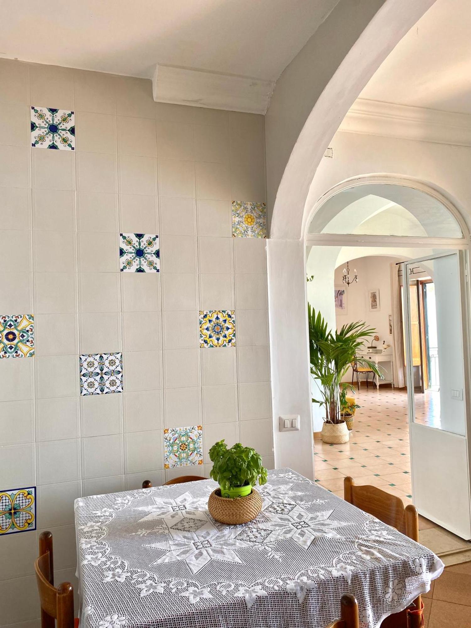 Апартаменты Positano'S Flats Экстерьер фото
